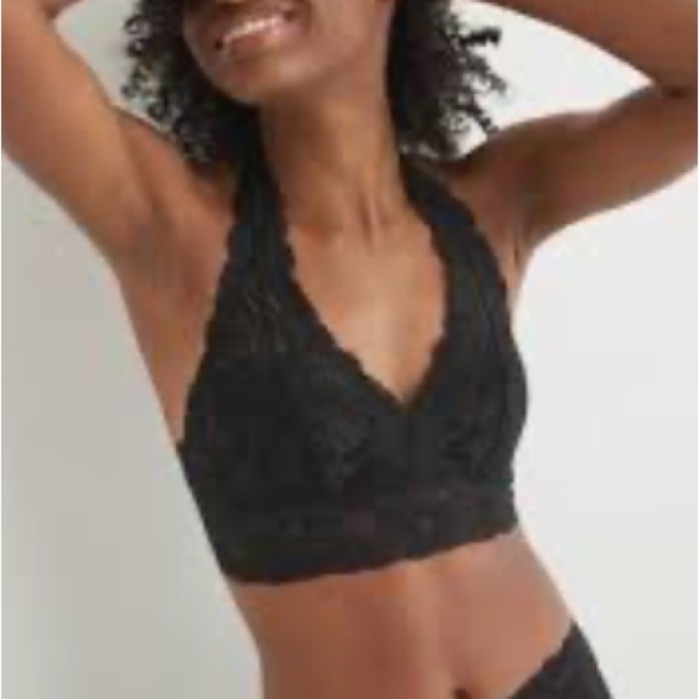 🔥 10 for $100 🔥 Aerie black lace halter neck bralette size Small